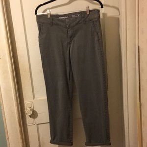 Sonoma brand women’s casual olive cotton pants size 6